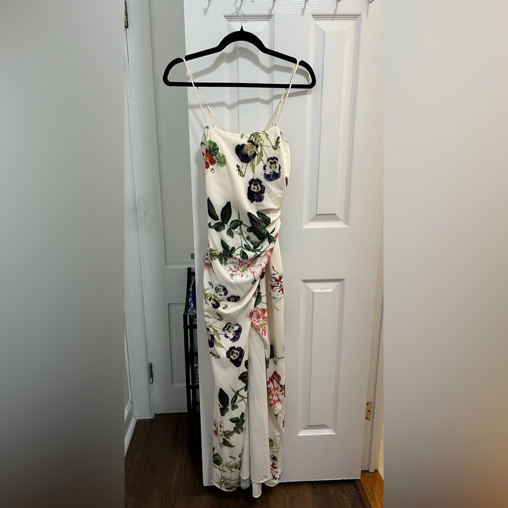 Stylestalker cream ruched dress with floral print size xs